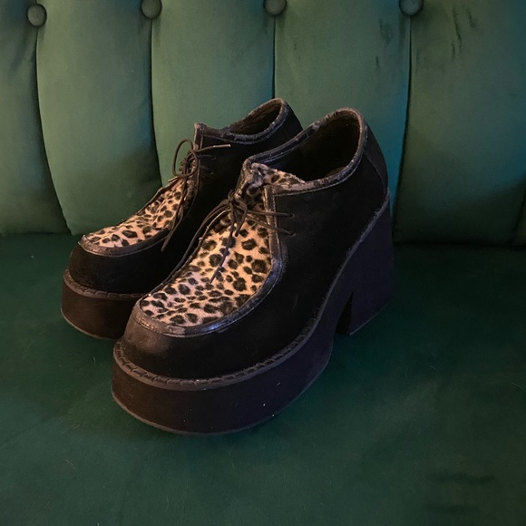 dELiA*s Shoes Delias Alloy Vintage Cheetah Print